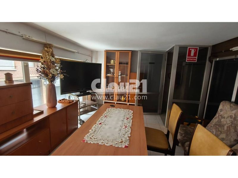 Foto 275eb4f2-36fd-422d-916b-1d1cba851966. Local comercial a Berga