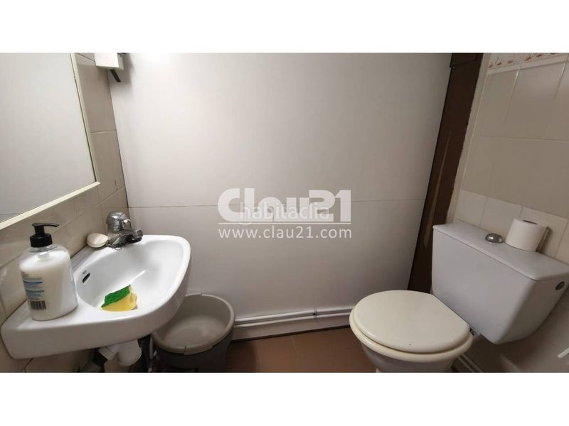 Foto b4dabbe4-0023-4563-9e55-ee84f17f65cf. Local comercial a Berga