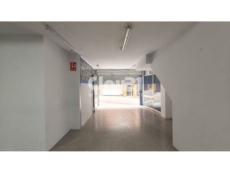 Foto c661d31e-bbe6-4939-9c63-6f5a5ee073ae. Local comercial a Berga