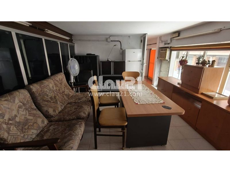 Foto df5ae943-a916-483c-911e-be05fd445503. Local comercial a Berga