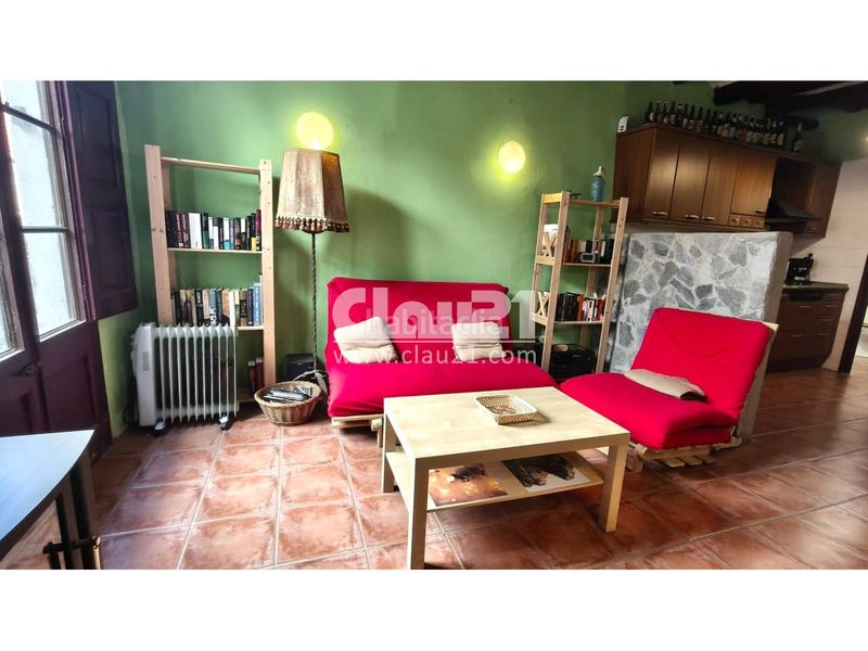 Foto 42329664-b445-4454-8b8e-0482d0867895. Casa amb calefacció a Berga