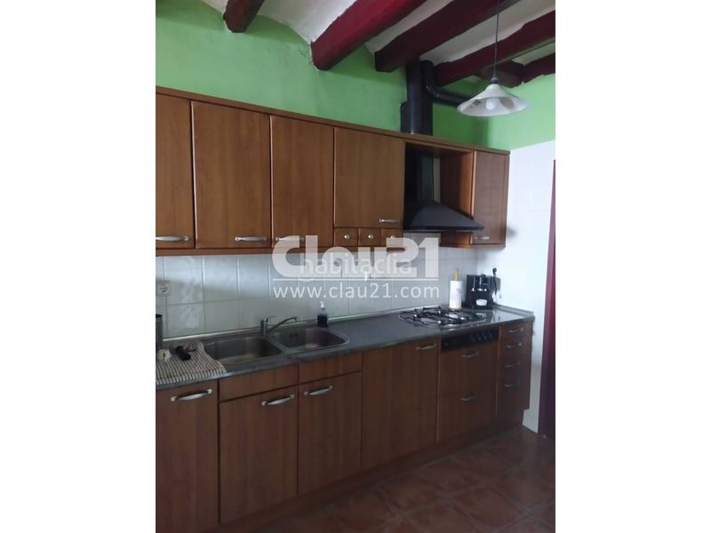 Foto 796f8b91-f1f5-4108-a232-505fd6d9ecfa. Casa amb calefacció a Berga