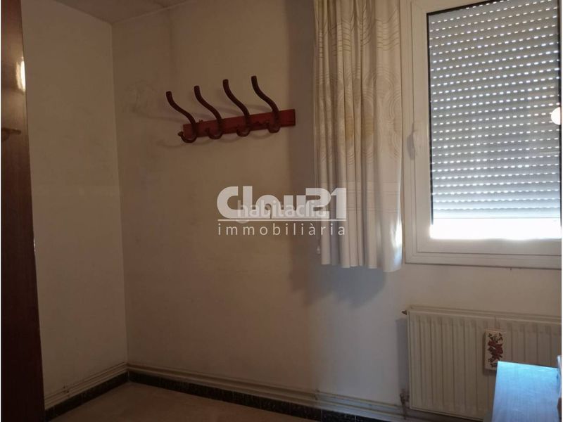 Foto 4d5fb45c-a4c4-4620-beb2-283fe252c757. Rent flat with heating parking in Cercs