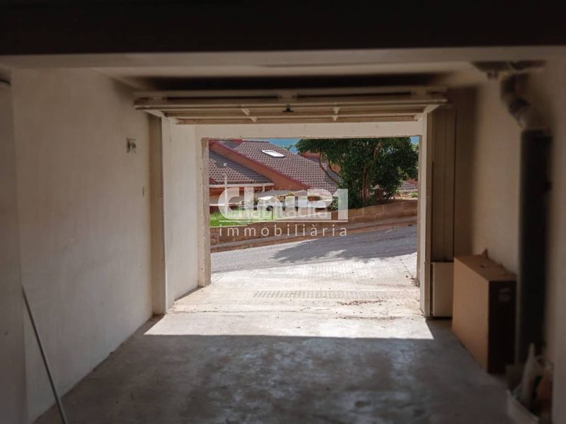 Foto 6a7fe1d5-fc91-4ee7-932a-4e82d9e7f3b0. Rent flat with heating parking in Cercs