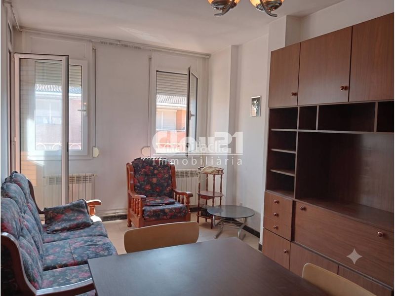 Foto cf959935-8301-4a92-bb93-6bcb23d5edd0. Rent flat with heating parking in Cercs