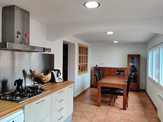 Casa  Escoles