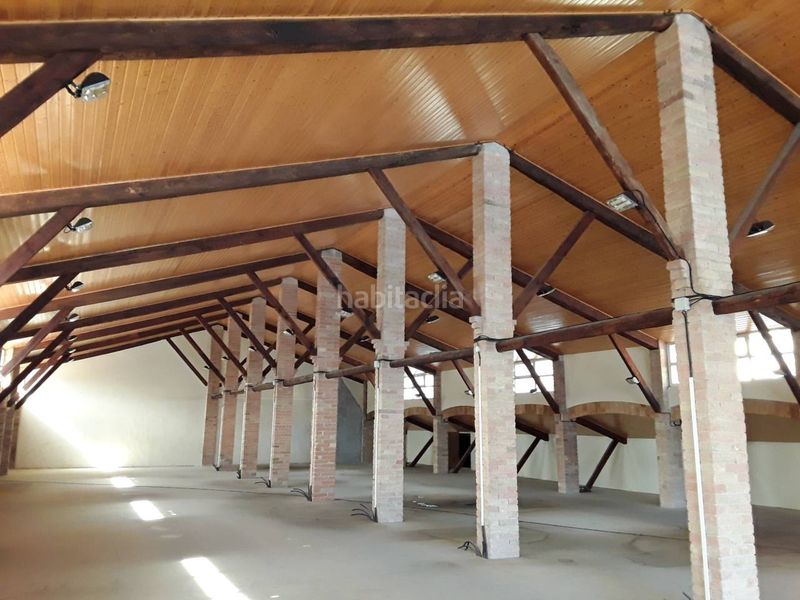 Foto 6c77a402-26bd-42ad-972d-9fa8a96b076f. Rent business premise in Berga
