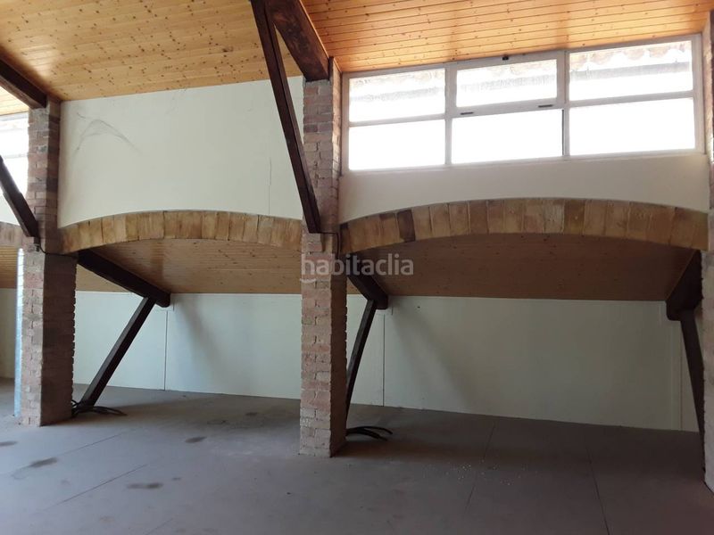 Foto 91e255ed-6eec-45ec-9e68-45adb334e924. Rent business premise in Berga