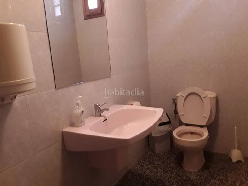 Foto 5972cb1e-4ba1-42a6-98d8-6cb6bce08a6a. Local comercial a Berga