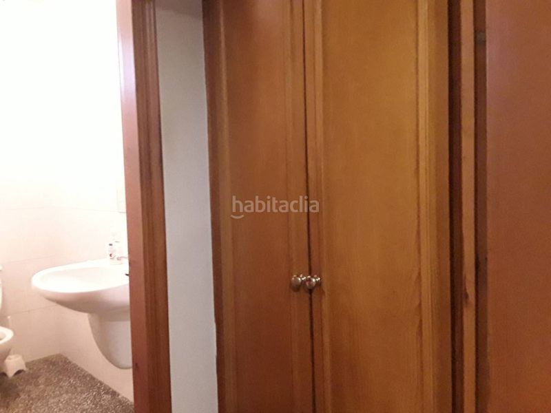 Foto 81fbc1f8-860e-44d4-9216-bb943b8fa6ce. Local comercial a Berga