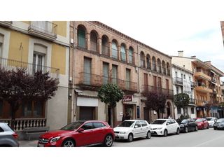 Maison dans Gironella. Edificio en venta en gironella
