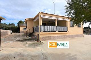 Chalet en Monserrat
