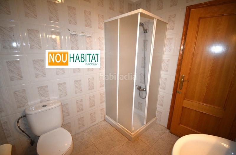 Foto 90cee244-2beb-4703-8ad4-4dbbc08ca8bc. Casa amb aparcament a Montroy