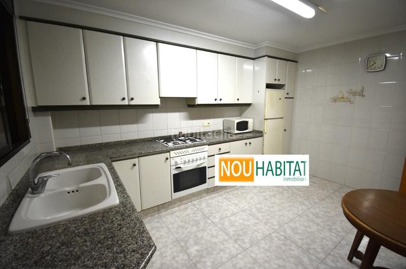 Foto a81d6393-17ee-47d9-9cd5-d2f564ac14bd. Casa amb aparcament a Montroy