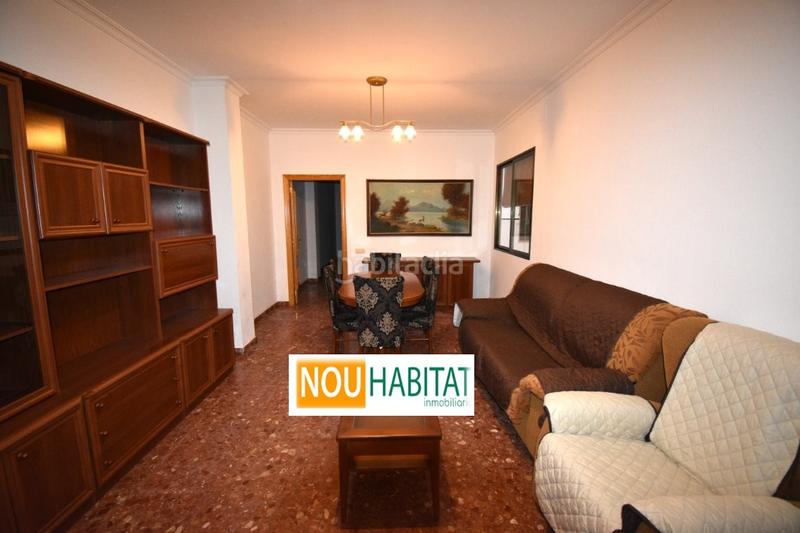 Foto dcf73f92-8dfa-4ab2-9bb8-a5fa62f386dc. Casa amb aparcament a Montroy