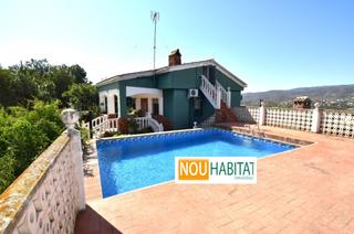 Chalet en Montroy. Chalet rstico independiente !!!!
