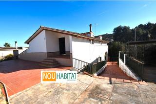 Chalet à Real de Montroi. Chalet rústico muy cerca de la población !!!
