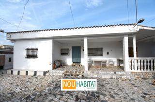 Chalet à Diseminado p 12 59. Chalet rústico muy espacioso !!!