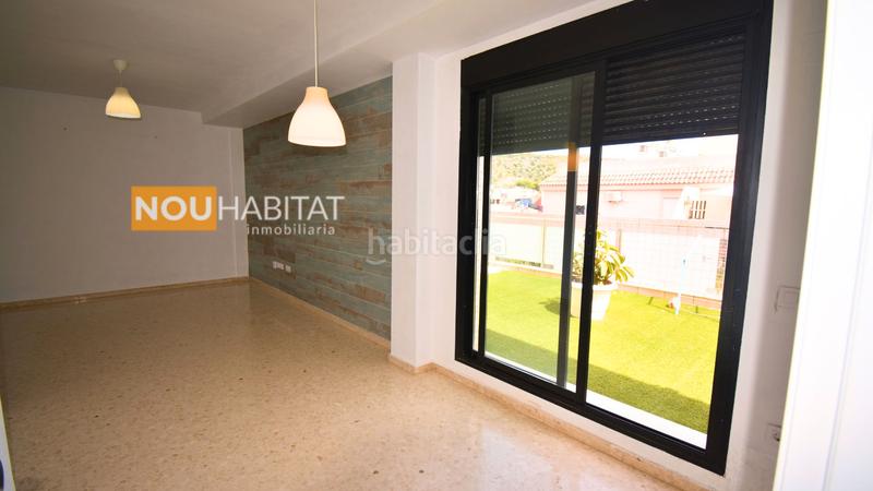 Foto 86e9e955-8171-4346-a5de-8d6ff5f1ee19. Ático  listo para entrar a vivir y con muy buena orientación: este !!! en Monserrat