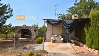 Chalet à Monserrat. Caseta de campo con extensa parcela, luz de iberdrola y agua de
