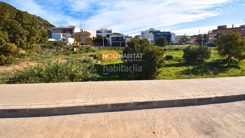 Foto 99441edd-0555-4105-9343-0296896e33c5. Terreno residencial en avinguda dels alcalans 12 solar en zona "buscaita" !!!! en Monserrat