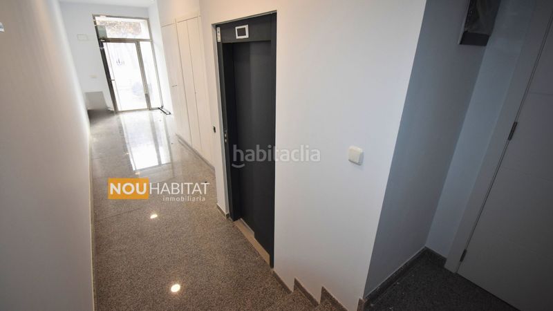 Foto a02f570a-fbd5-452d-96e2-74b70bc3c7aa. Pis amb aparcament a Monserrat