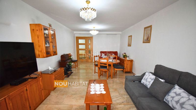 Foto 3a08414f-2ddb-4ea8-9f6b-a2b2d64b86d7. Pis amb aparcament a Montroi / Montroy