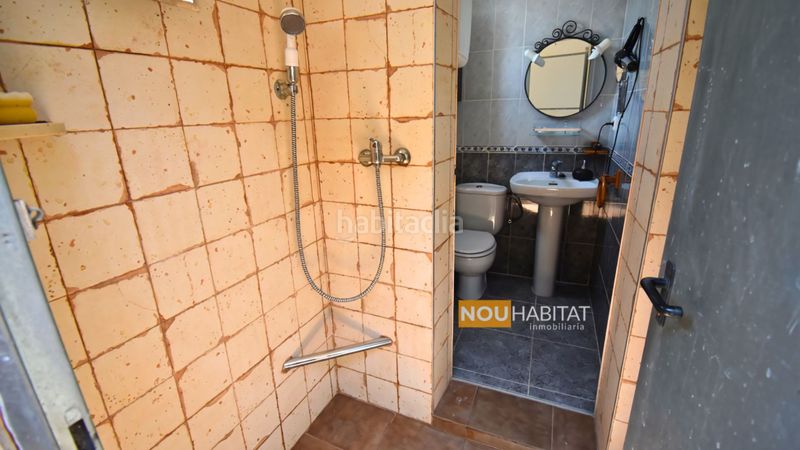 Foto 455ab167-643a-423f-87e9-bd7023080169. Xalet amb xemeneia aparcament piscina a Montroi / Montroy