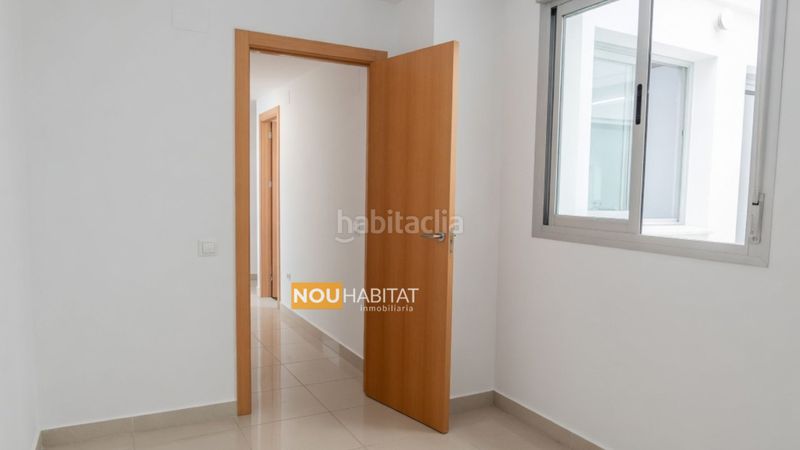 Foto 0386b170-4508-4aa6-a2fd-a61892861784. Planta baixa amb aparcament a Monserrat