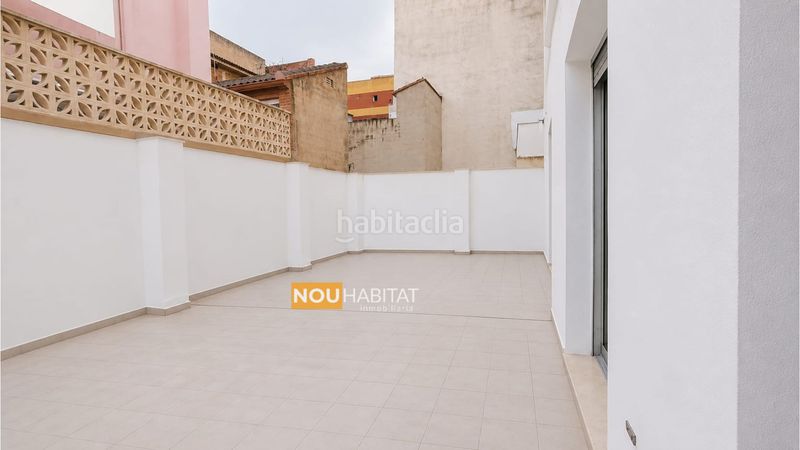 Foto a9b2264f-6f2c-449a-a9ee-3d1a89a89ef7. Planta baixa amb aparcament a Monserrat