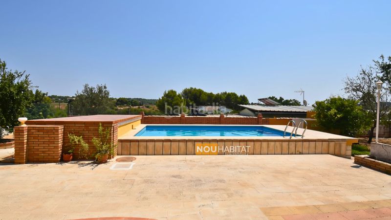 Foto 49baf94e-c1c0-4092-a12a-ea3f218dc0a0. Xalet amb aparcament piscina a Monserrat
