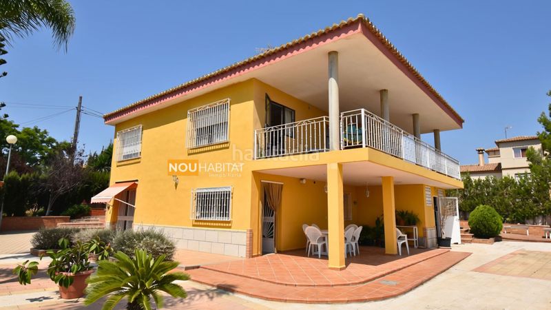 Foto 4e9df4f2-64e8-43a4-8576-e1320d66d878. Xalet amb aparcament piscina a Monserrat