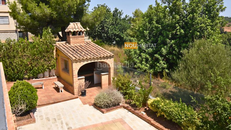 Foto f4bc6e0a-9421-493e-80eb-012fdc7b6678. Xalet amb aparcament piscina a Monserrat