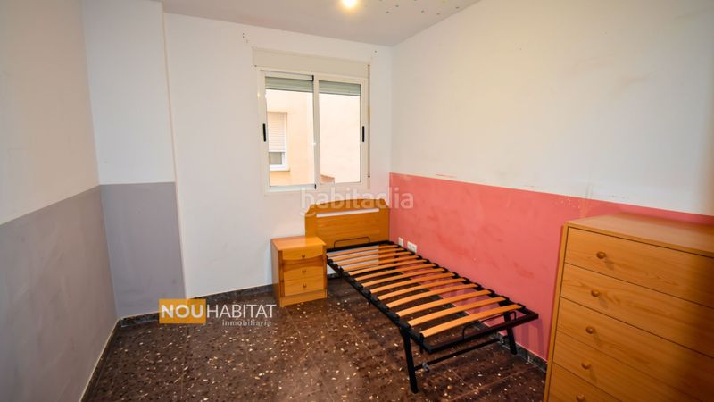 Foto 4af9d699-5c75-4907-966b-a8d3c52292a0. Pis amb calefacció aparcament a Montroi / Montroy