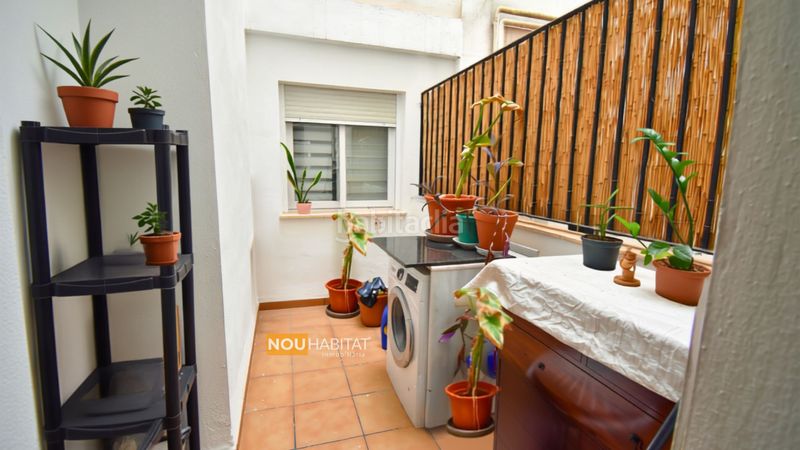 Foto 54d72528-16bb-4841-89f5-018524399786. Planta baixa a Monserrat