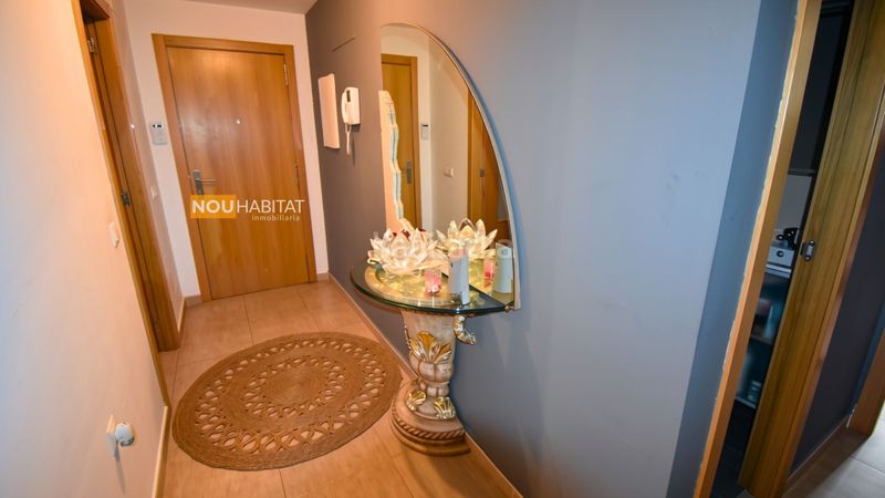 Foto c33c8933-f4a5-4a1a-9d4d-8be9e05087bb. Planta baixa a Monserrat
