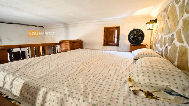 Foto 83b0c262-4bb4-40fd-8689-005063ebfb81. Chalet con camino parcheggio in Montroi / Montroy