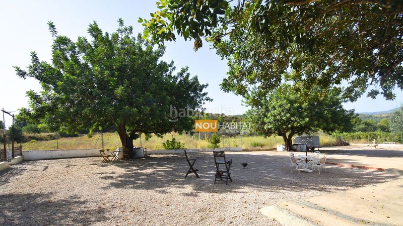 Foto f914989d-0529-4cbc-8b6c-0152ac85a13d. Chalet con camino parcheggio in Montroi / Montroy