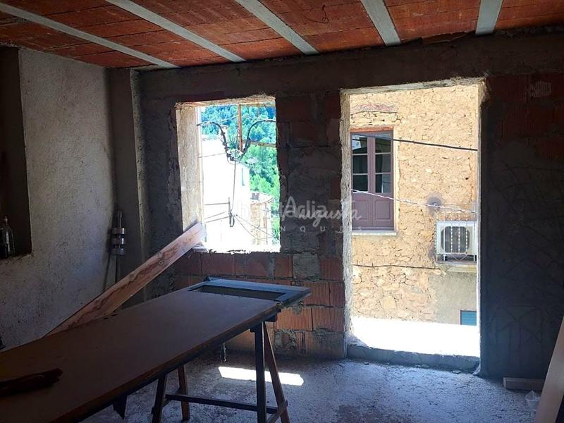 Foto 27bef455-d4a1-495d-8920-6f401884aa0b. Maison avec parking dans Rasquera