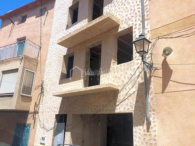 Foto 2a9bbf3b-6817-4d8c-af45-36c71f267c6d. Maison avec parking dans Rasquera