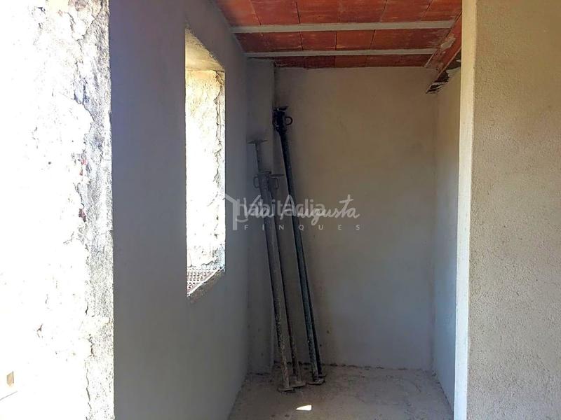 Foto 6f08ebea-23d9-4e6a-a800-160c74df54f0. Maison avec parking dans Rasquera