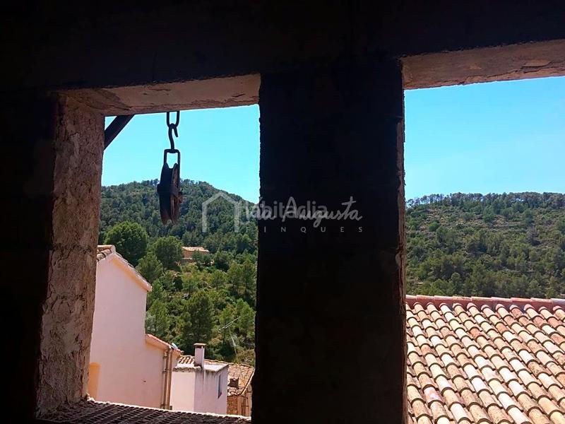 Foto 77887d86-e1d1-4091-8049-c8241023bcdd. Maison avec parking dans Rasquera