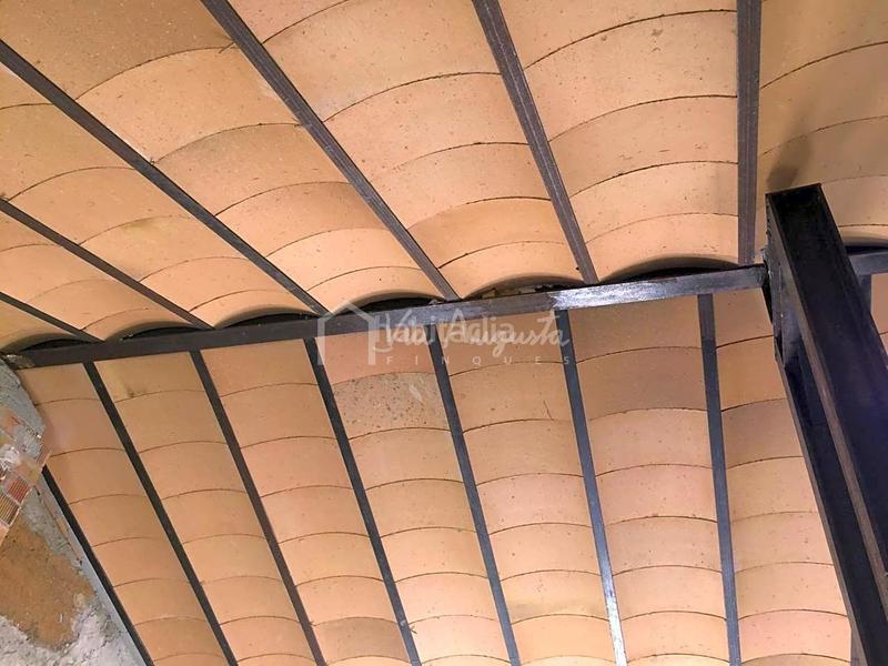 Foto a72232e4-66c4-450c-8402-5aae4bb8e60d. Maison avec parking dans Rasquera