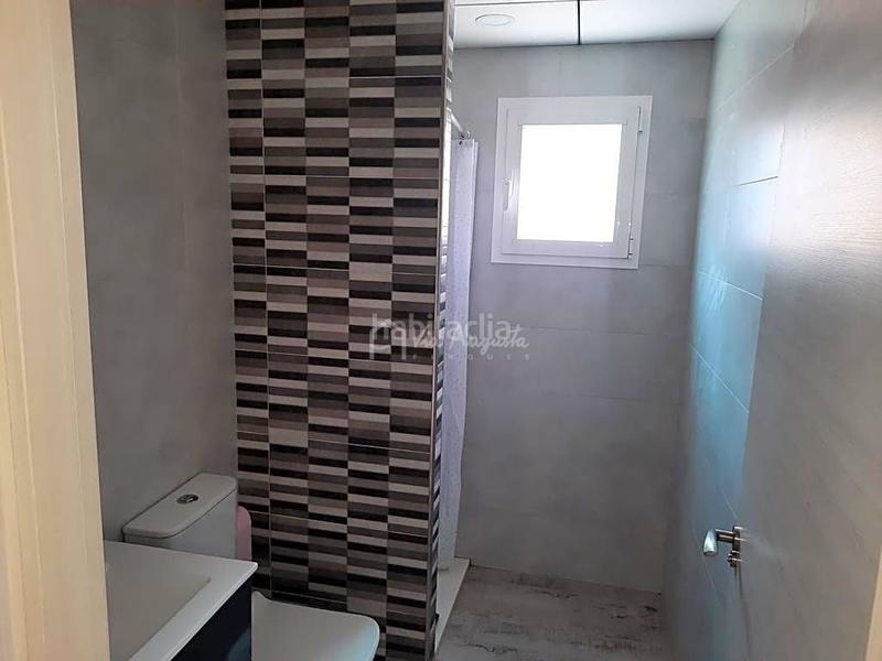 Foto 356bd88e-7b29-4963-b332-512bf2a09fa1. Casa amb aparcament a Zona Hospital Amposta