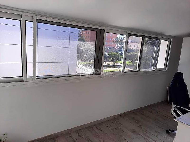 Foto d7db7449-c9fa-46ad-89a8-2d44d4737d71. Haus mit parking in Zona Hospital Amposta