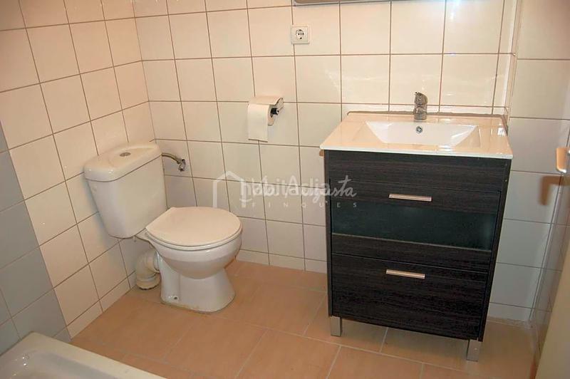 Foto 49649d64-285d-484f-82af-dc0b4f0ed577. House in Perelló (El)