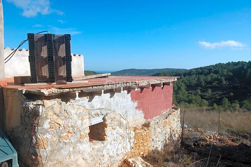 Foto 57edc7eb-88e7-4316-b56e-0b976fbad21b. Finca rústica a Perelló (El)