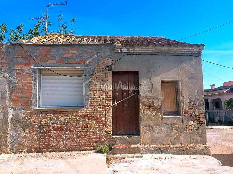 Foto 3eda22f1-a5cf-475d-9e81-a885bde5e618. Residential plot in Deltebre