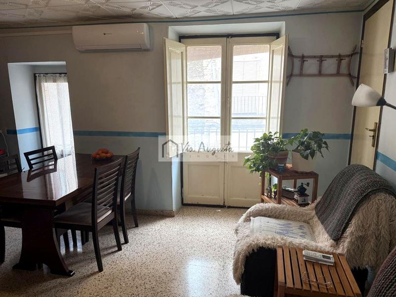 Foto c2204a54-bb8a-4b73-8caa-daa3574ca8fe. Casa a Perelló (El)