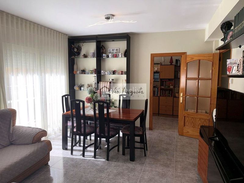 Foto 561284e8-3df9-450d-b2bd-5f1efcf4d437. Casa amb calefacció a Perelló (El)